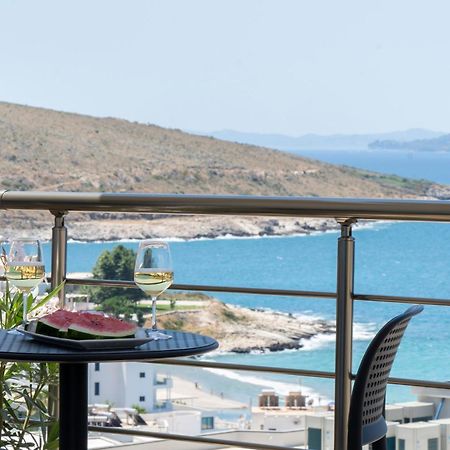Mateo Apartments Sarande Bagian luar foto