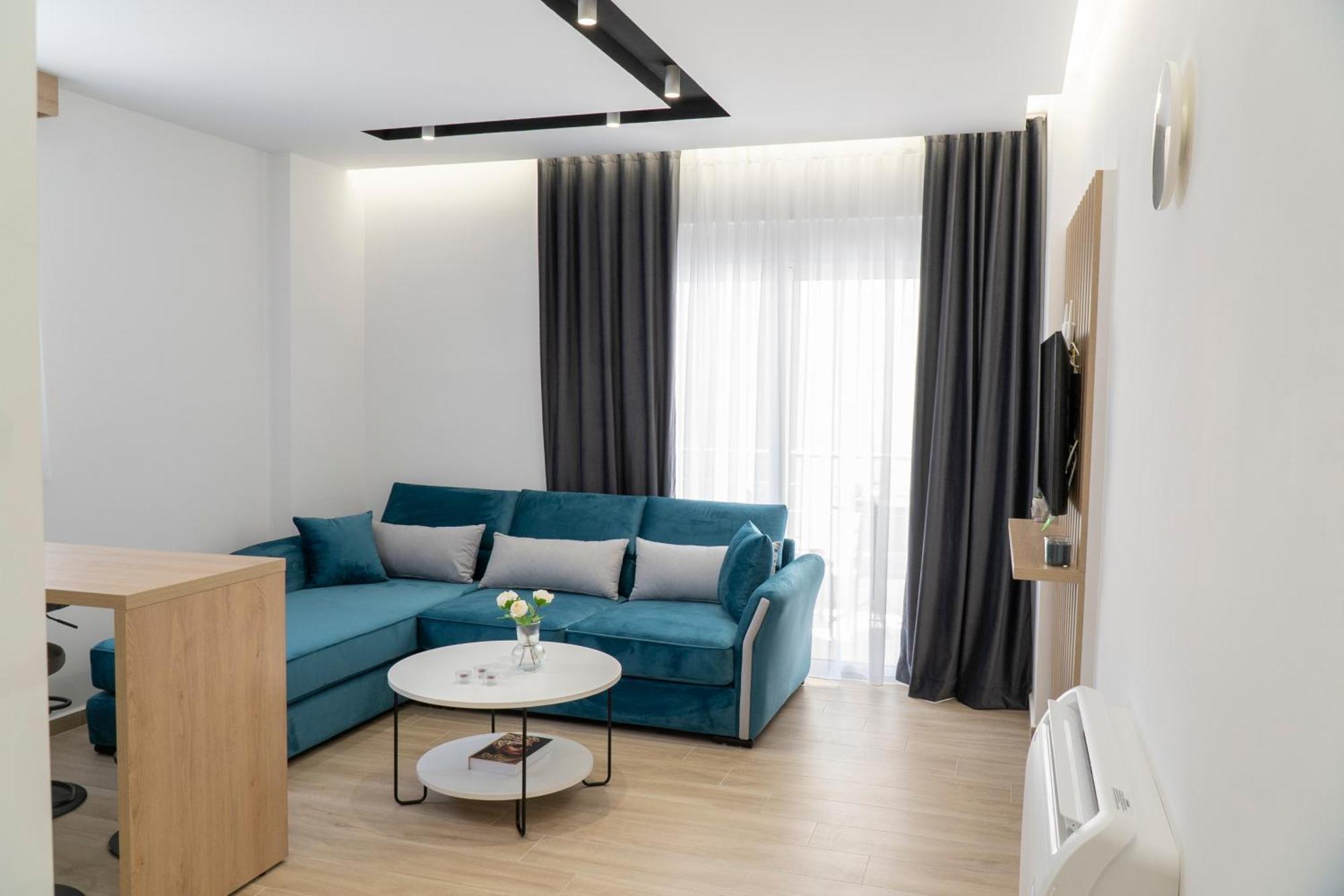 Mateo Apartments Sarande Bagian luar foto