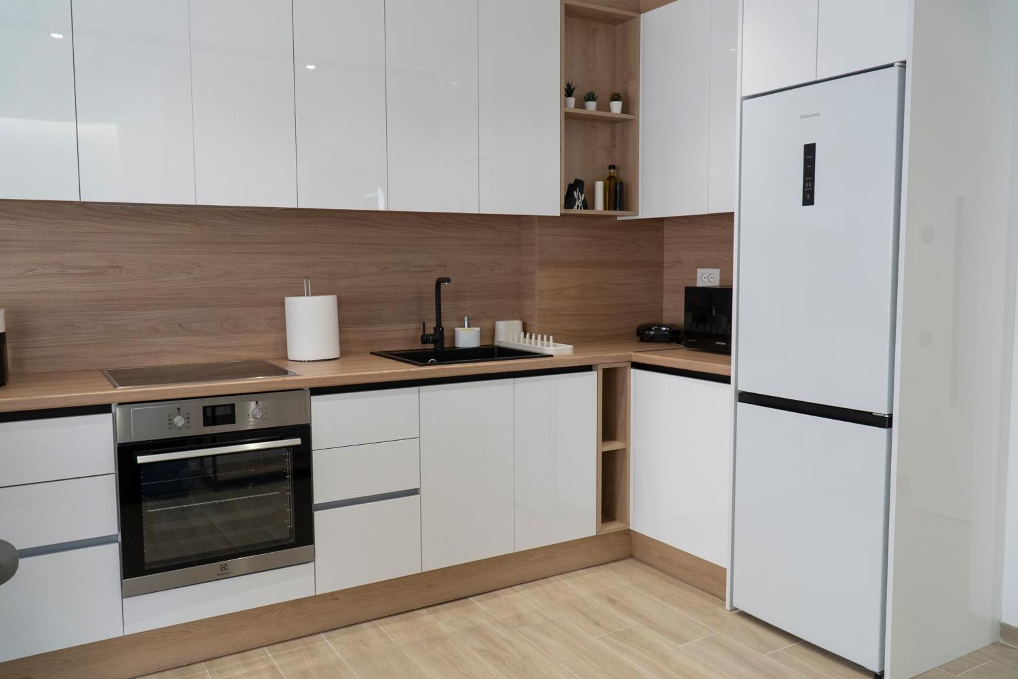 Mateo Apartments Sarande Bagian luar foto