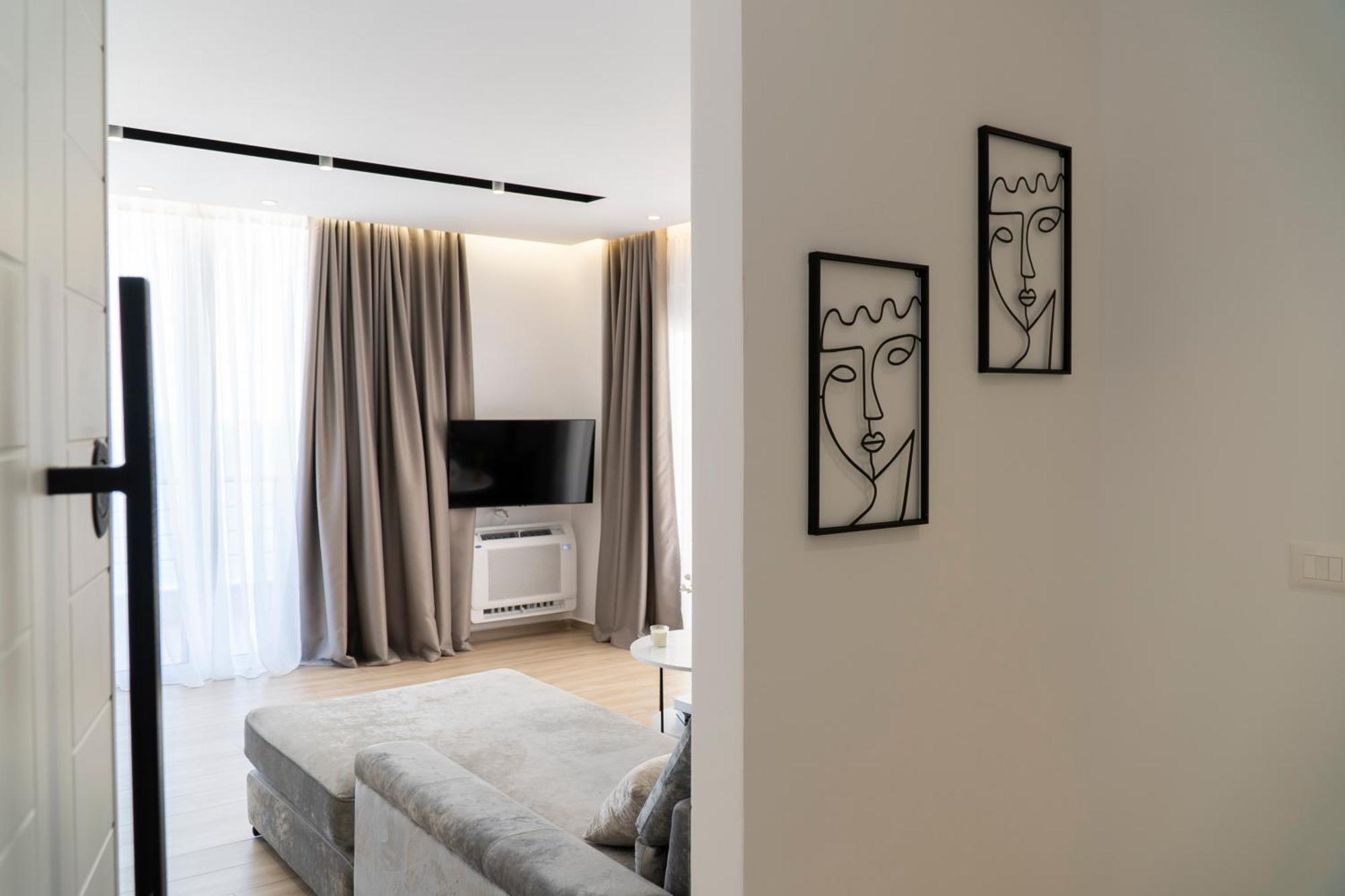 Mateo Apartments Sarande Bagian luar foto